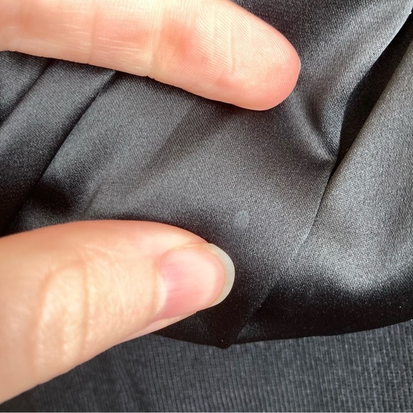 The Limited Black Knit Satin Statement Bow Neckline Top S - Picture 4 of 13